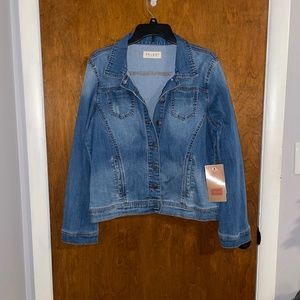 XL Medium-wash Jean Jacket